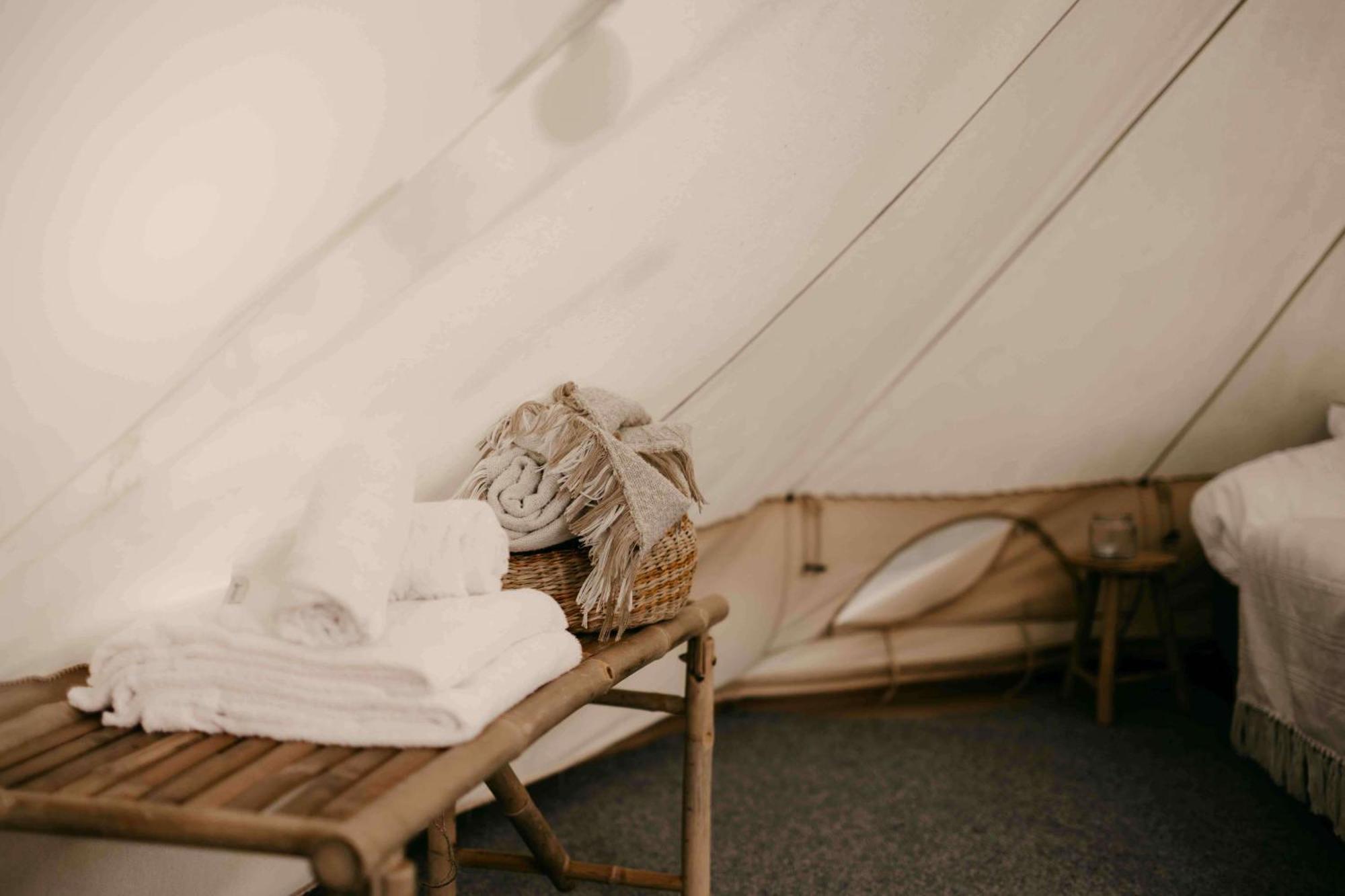 Falkeroed - Lyxig Glamping I Naturreservat Ink Frukost Греббестад Экстерьер фото